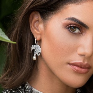 Asymmetric Silver Equilibre Elephant Earrings With Pearl