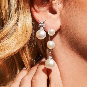 Mono Silver Festival Earring With Pearl