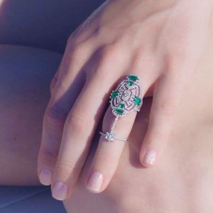 Articulated Silver Ring With Green Cubic Zirconia