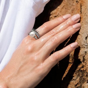 Dark Gray Silver 'spike' Ring With Pearl