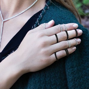Black Silver Chain Ring