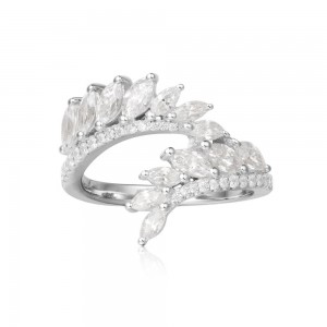 Eclat Spiral Ring