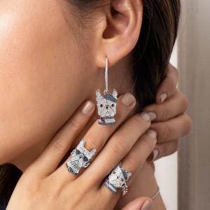 Black Silver 'doggy' Chain Ring