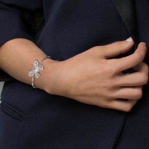 Silver 'papillons' Bracelet With Pearl