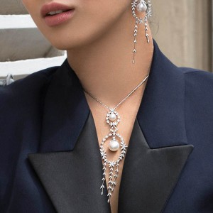 Silver 'eternelles' Necklace With Pearl