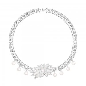Silver Divines Chain Necklace With Pearl
